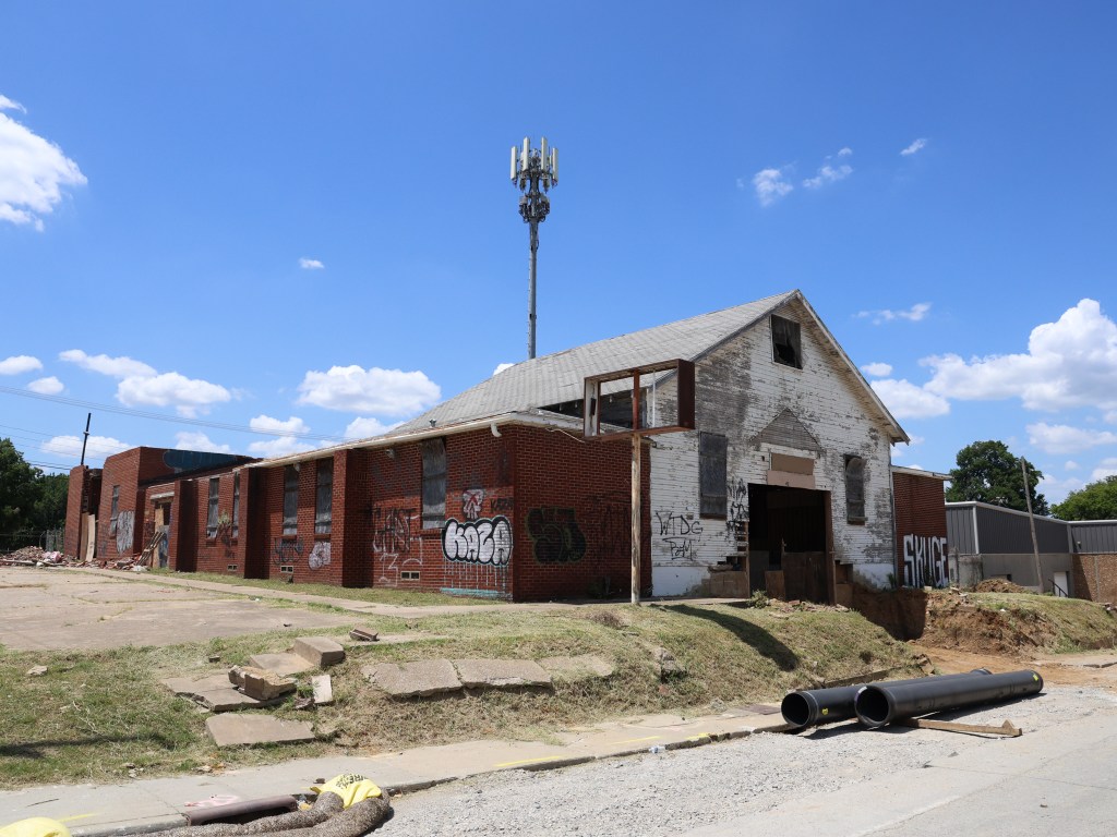 Photo of building in Crutchfield district