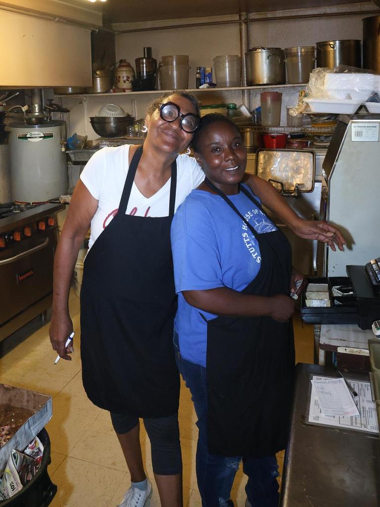  Inside Stutts House of Bar-B-Q June 27, 2025.  