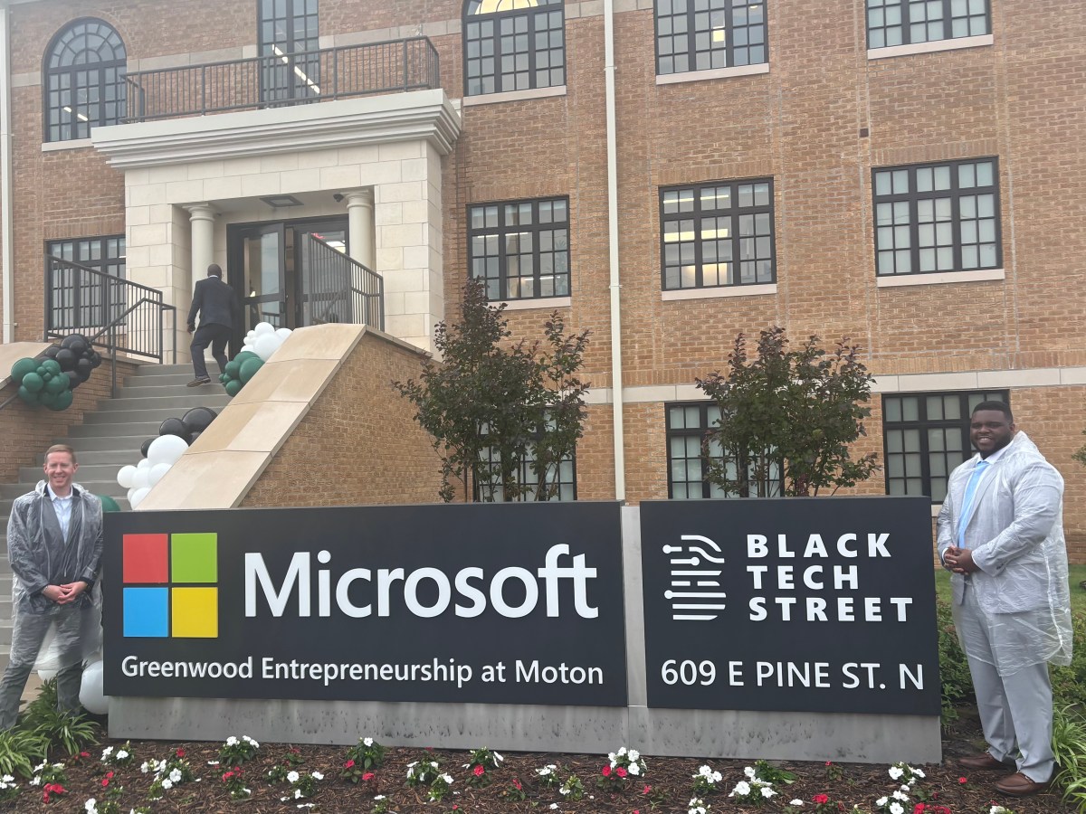 Greenwood Cyber AI Lab opens at tech lab at former Moton hospital