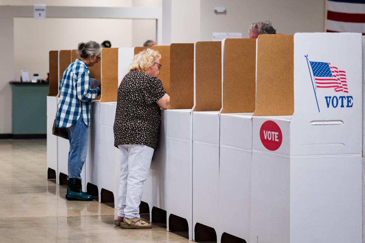 Republican Brad Boles and Democrat Rhonda Eastman emerge victorious in Oklahoma Corporation Commission primaries